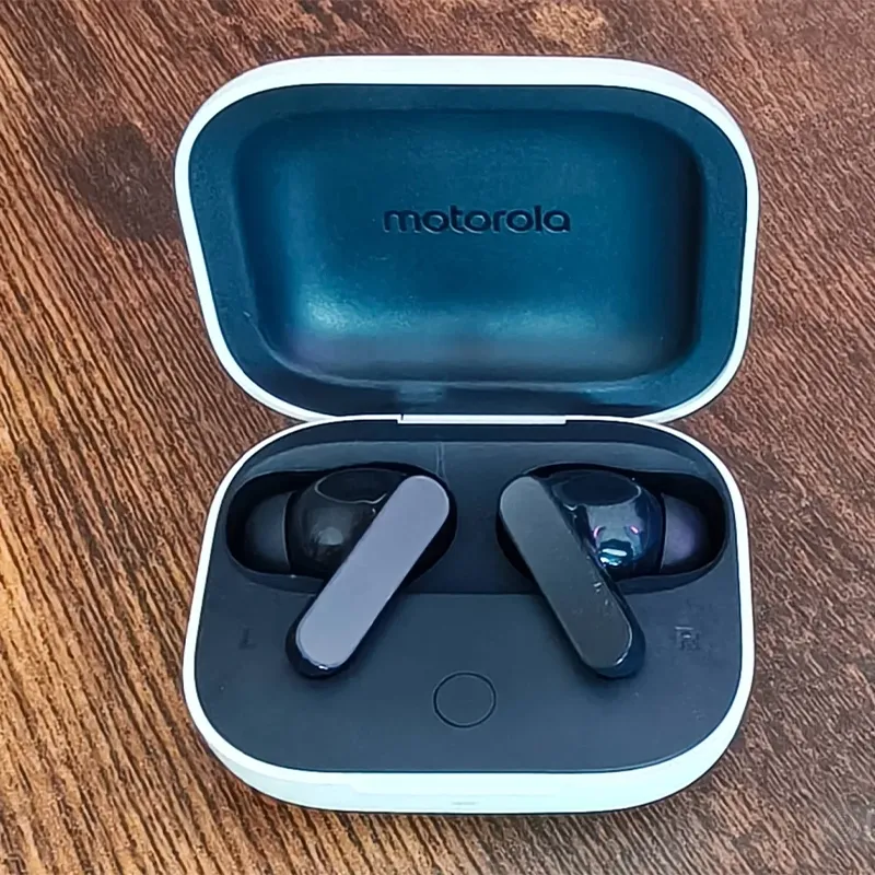 هندزفری بی‌سیم Moto Buds