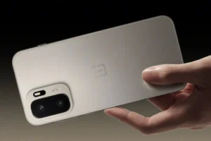 تصاویر تازه از وان‌پلاس Ace 6 Ultra؛ طراحی گیمینگ نسل جدید لو رفت!